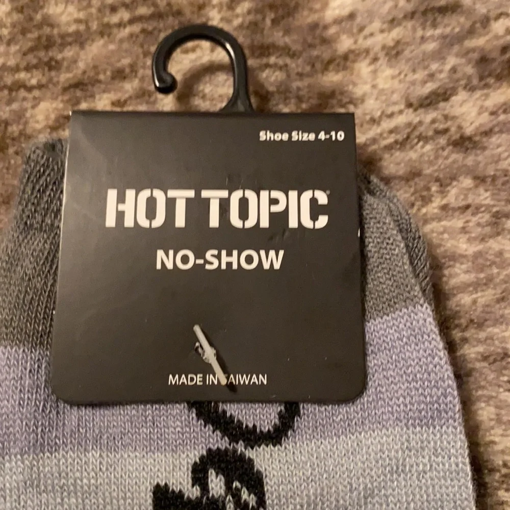 2/$12 Depresso Espresso Striped No-Show‎ Socks Hot Topic